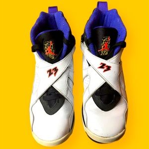 Nike Air Jordan 8 Three-Peat